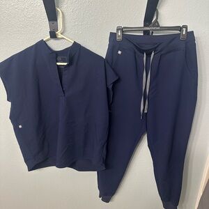 Figs Navy Scrub Set